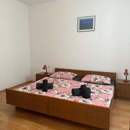 Apartmani Marko Новалья Экстерьер фото