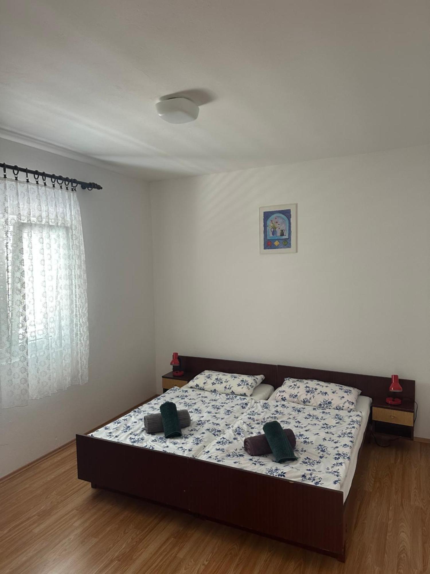 Apartmani Marko Новалья Экстерьер фото