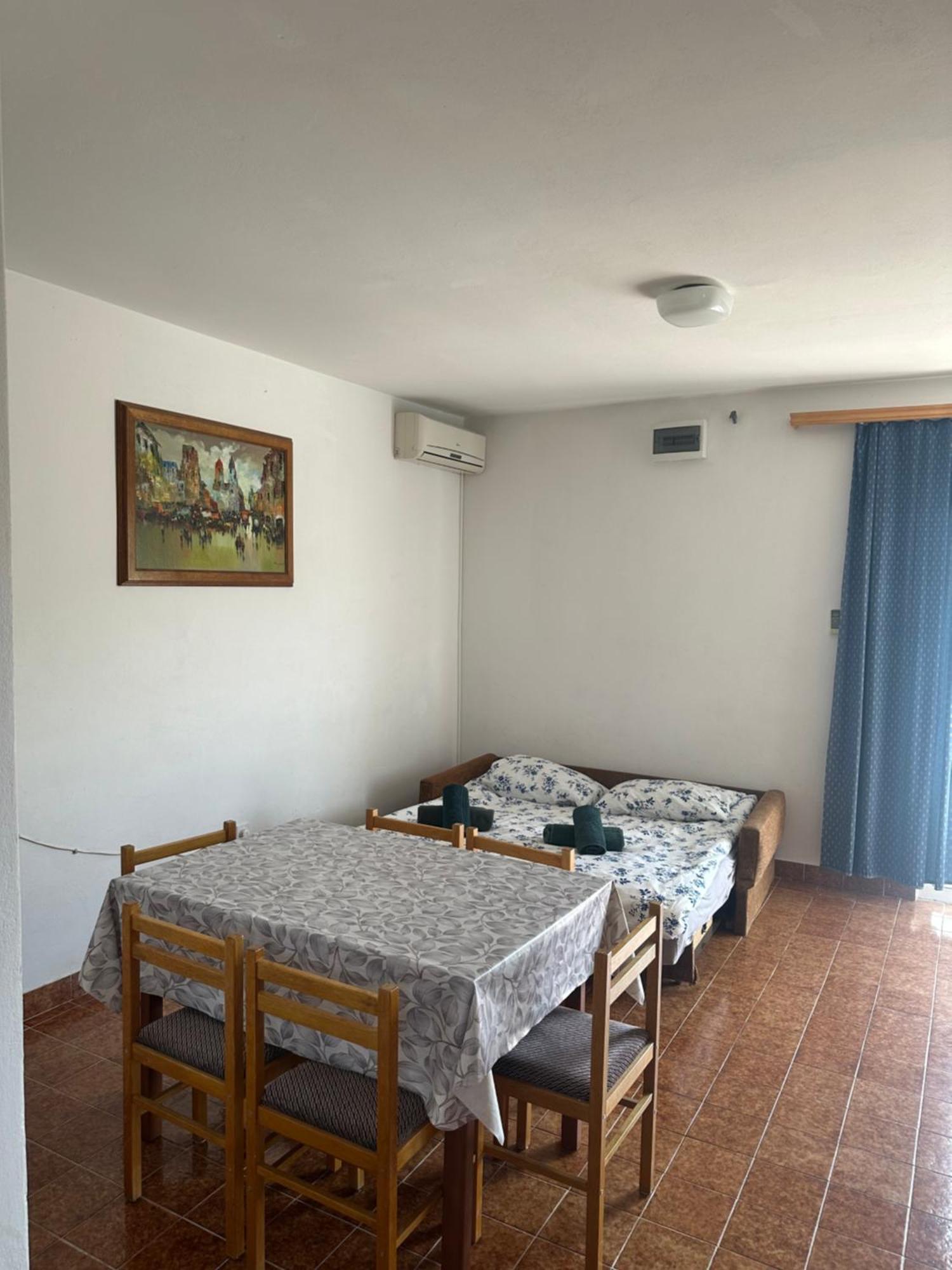 Apartmani Marko Новалья Экстерьер фото