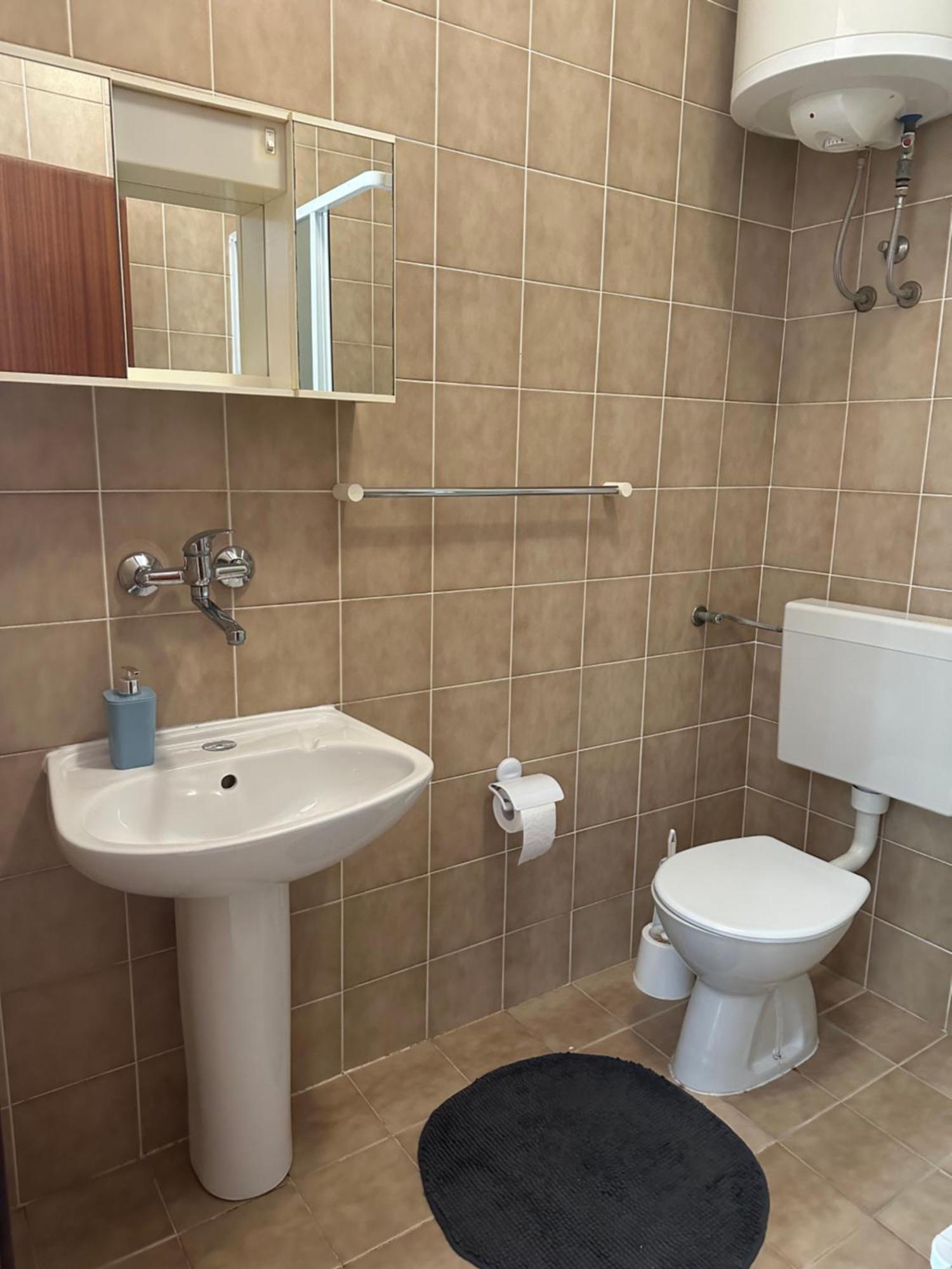 Apartmani Marko Новалья Экстерьер фото